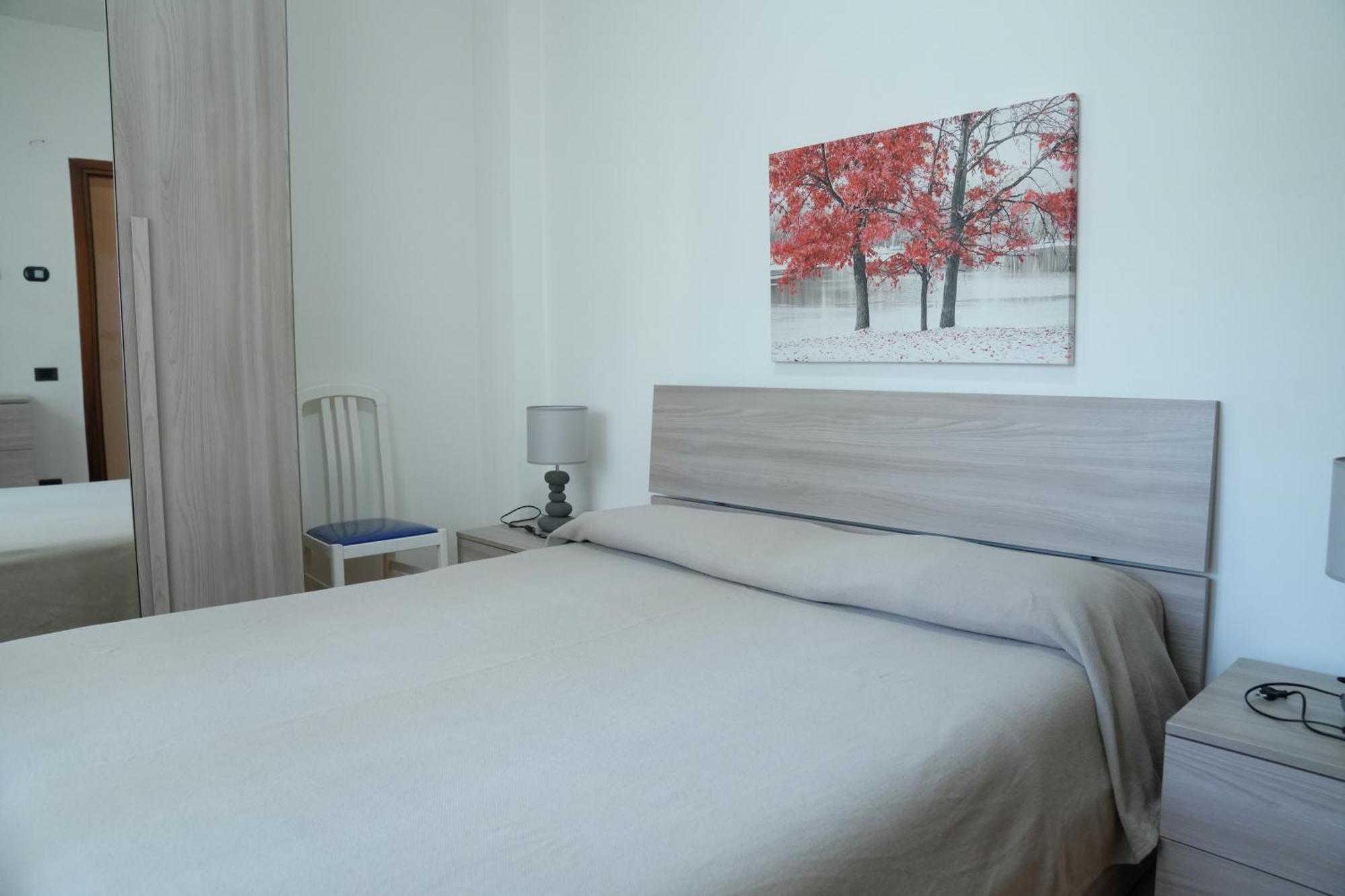 La Casa Di Flo Apartment Anzio Luaran gambar