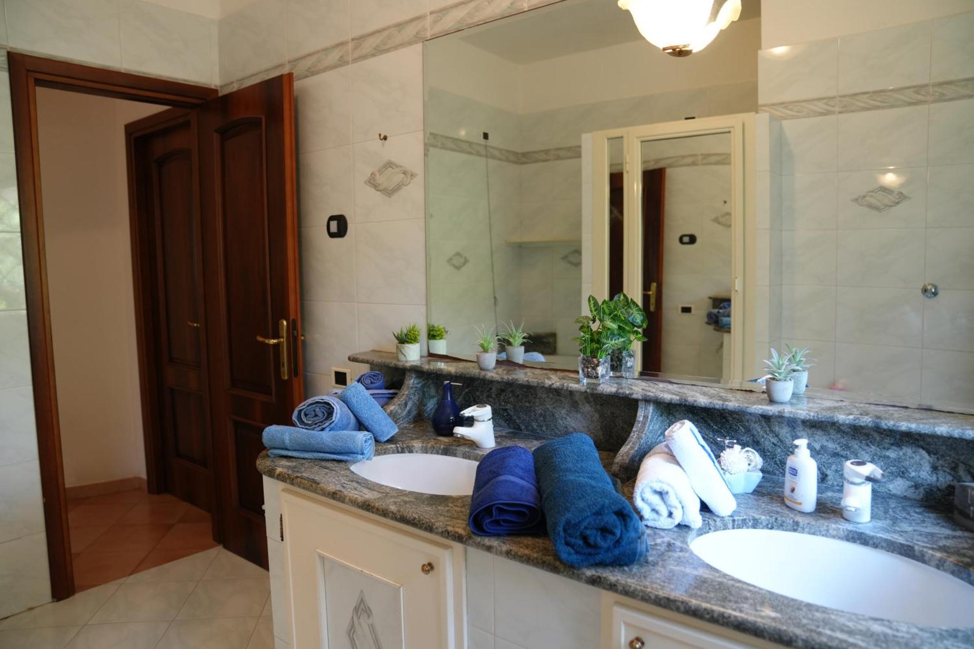 La Casa Di Flo Apartment Anzio Luaran gambar